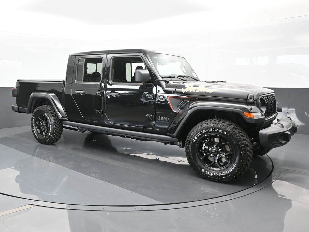 Used 2024 Jeep Gladiator Sport image 8