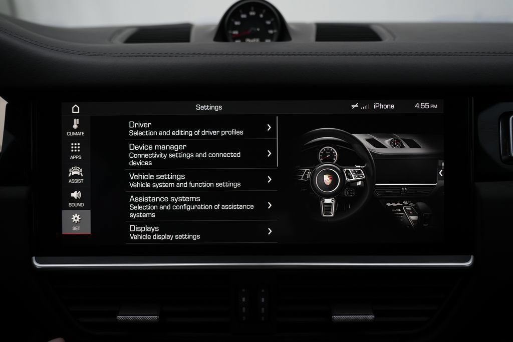 Used 2019 Porsche Cayenne Turbo AWD/4WD image 84