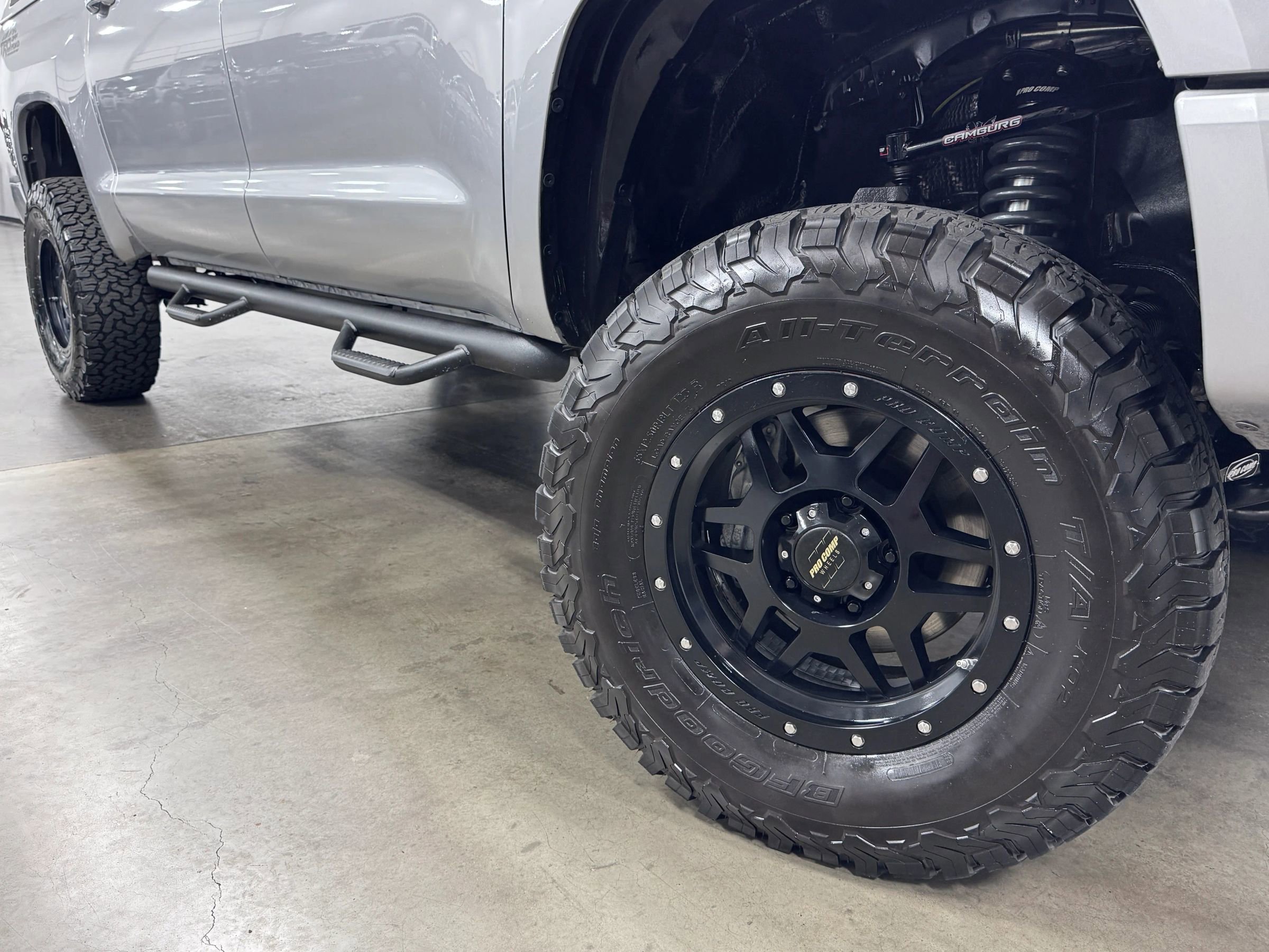 Used 2014 Toyota Tundra Platinum image 32