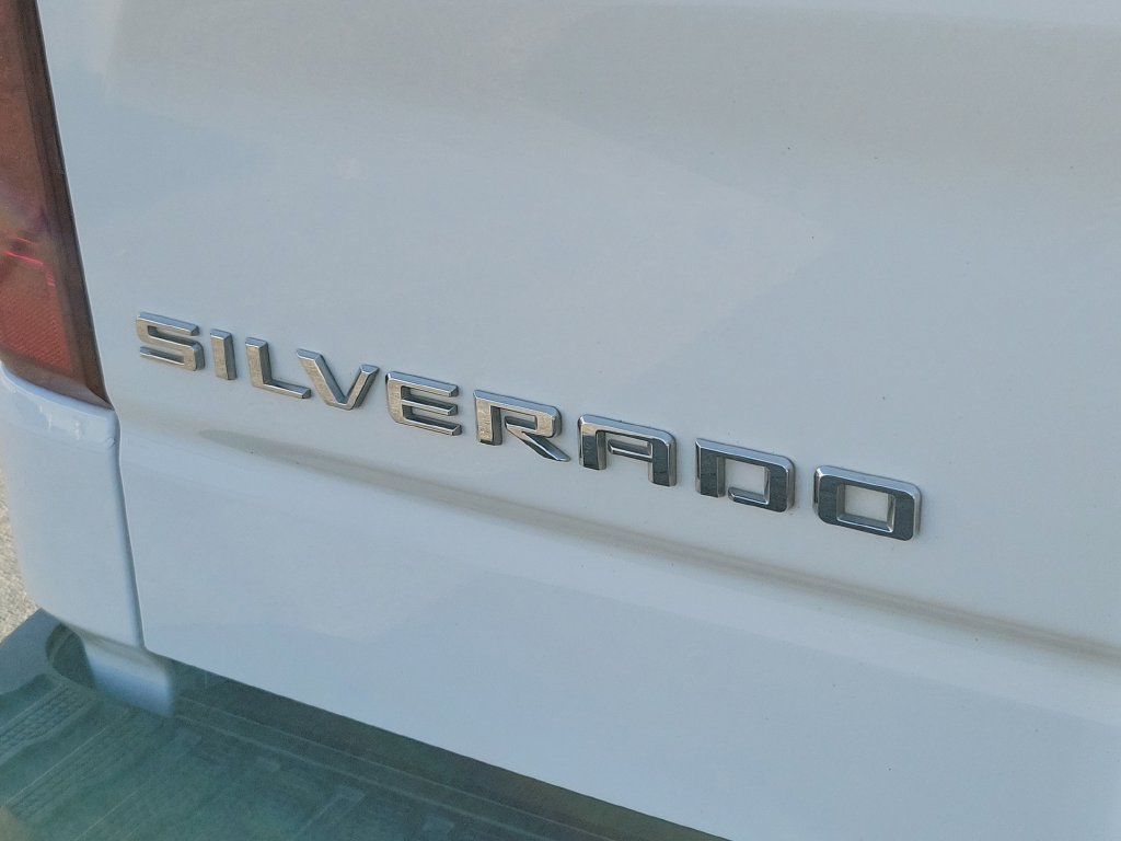 Used 2025 Chevrolet Silverado 1500 LT AWD/4WD image 10