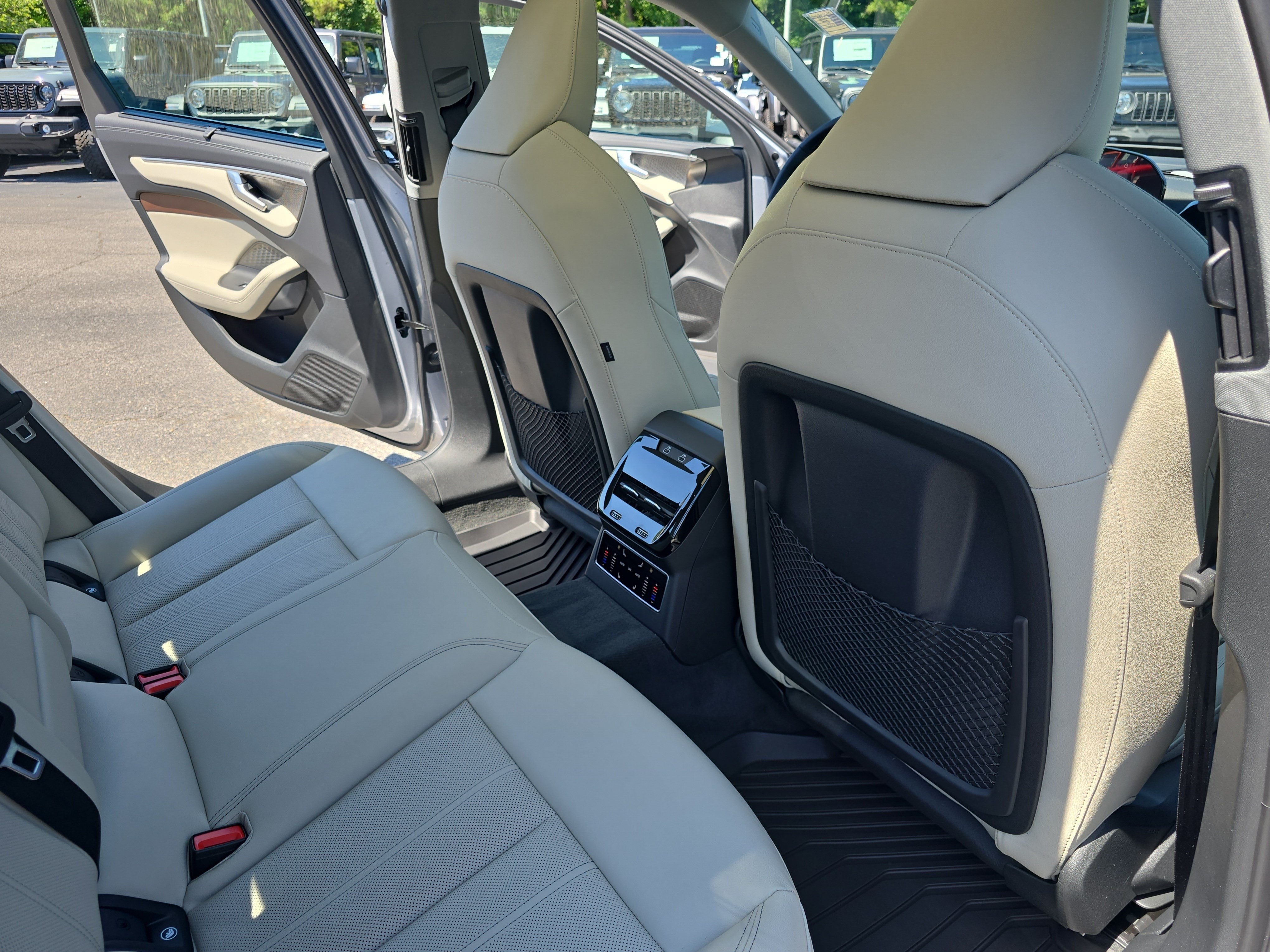 New 2026 Audi A6 Premium Plus AWD/4WD image 11