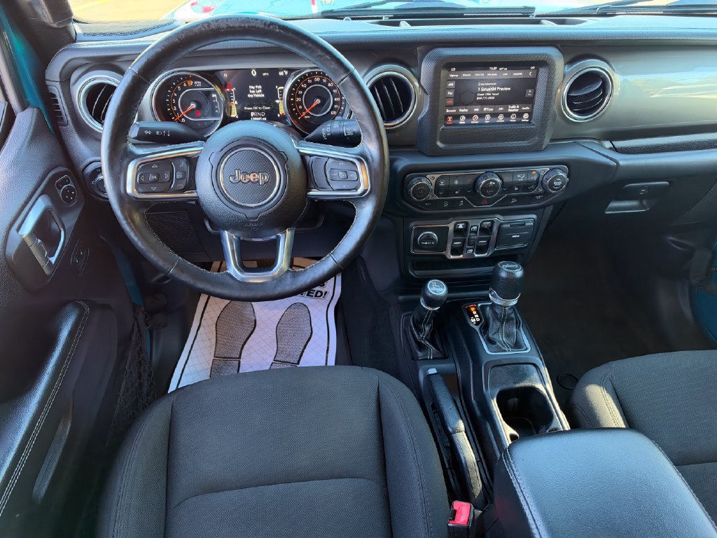 Used 2019 Jeep Wrangler Unlimited Sahara w/ LED Lighting Group AWD/4WD image 19