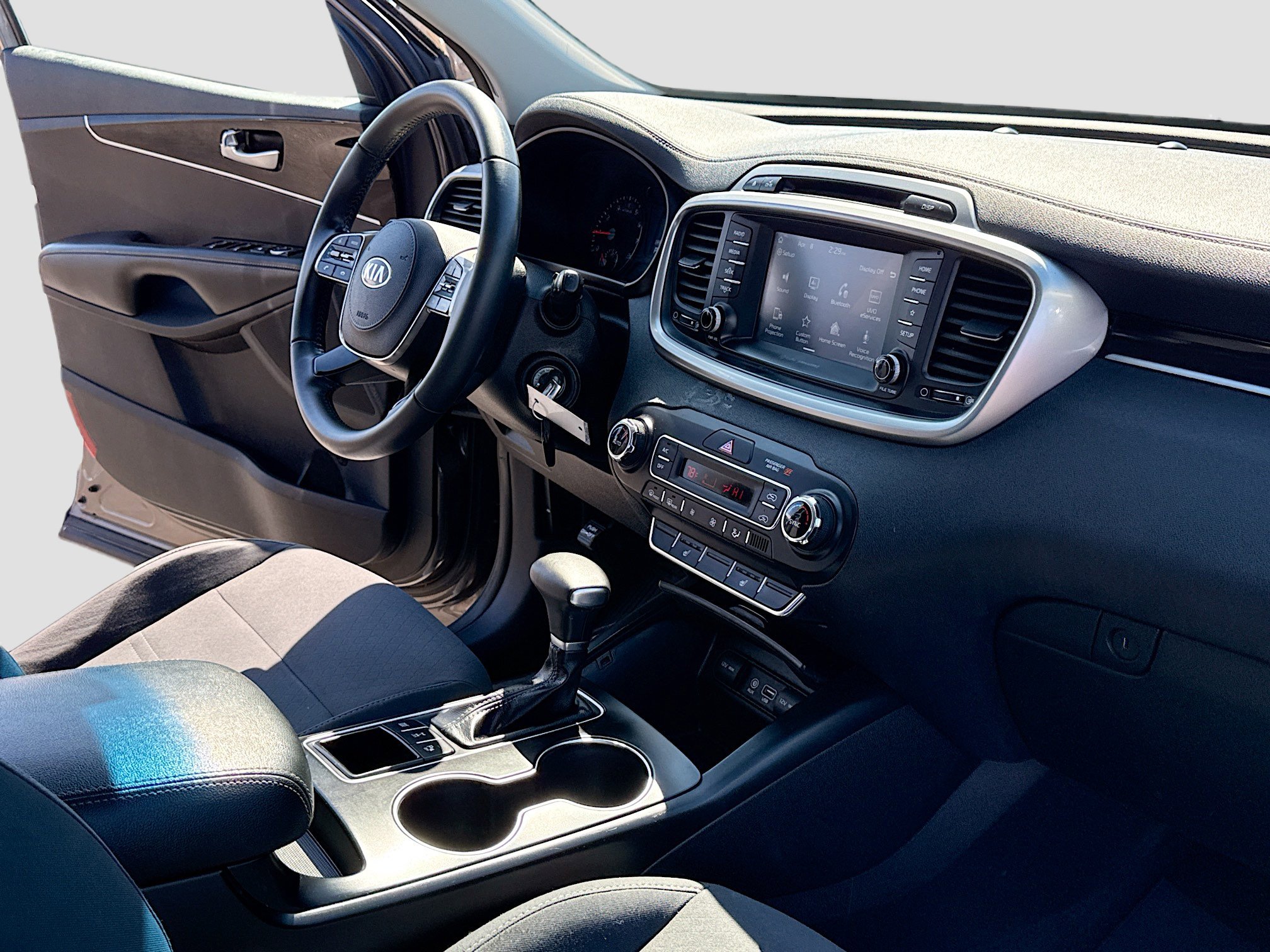 Used 2019 Kia Sorento LX w/ LX Convenience Package image 5