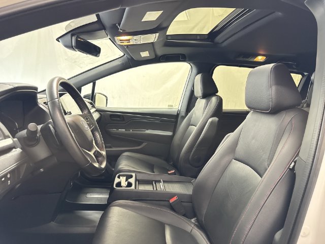 Used 2023 Honda Odyssey Sport image 11