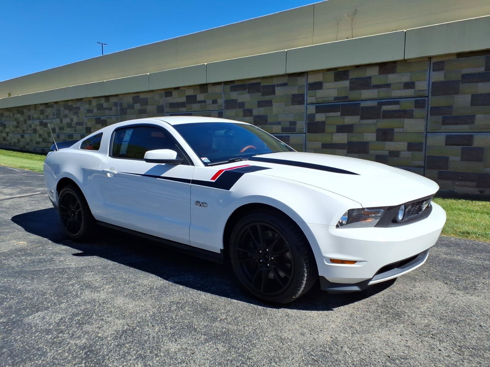 Used 2011 Ford Mustang GT Premium w/ Brembo Brake Pkg