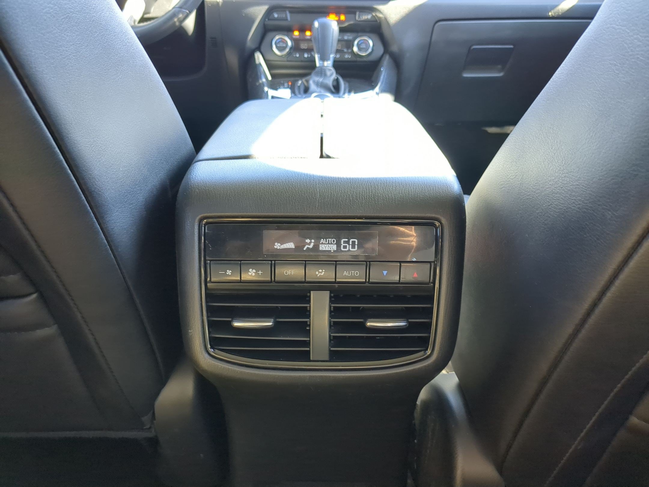 Used 2018 MAZDA CX-9 Touring AWD/4WD image 26