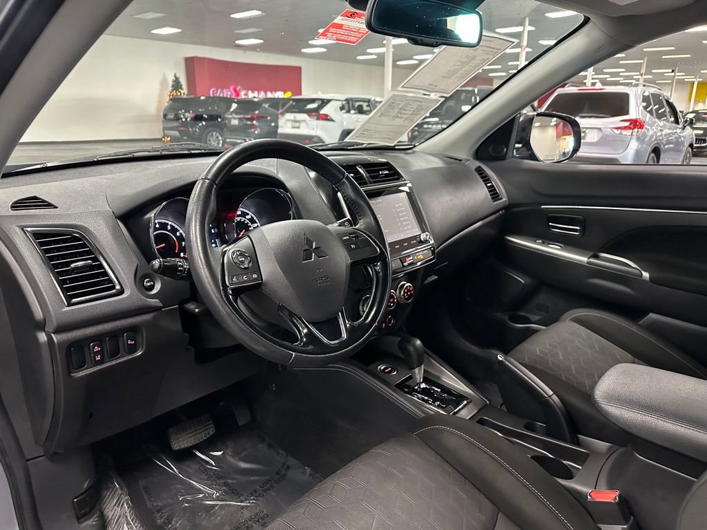Used 2020 Mitsubishi Outlander Sport SE image 14
