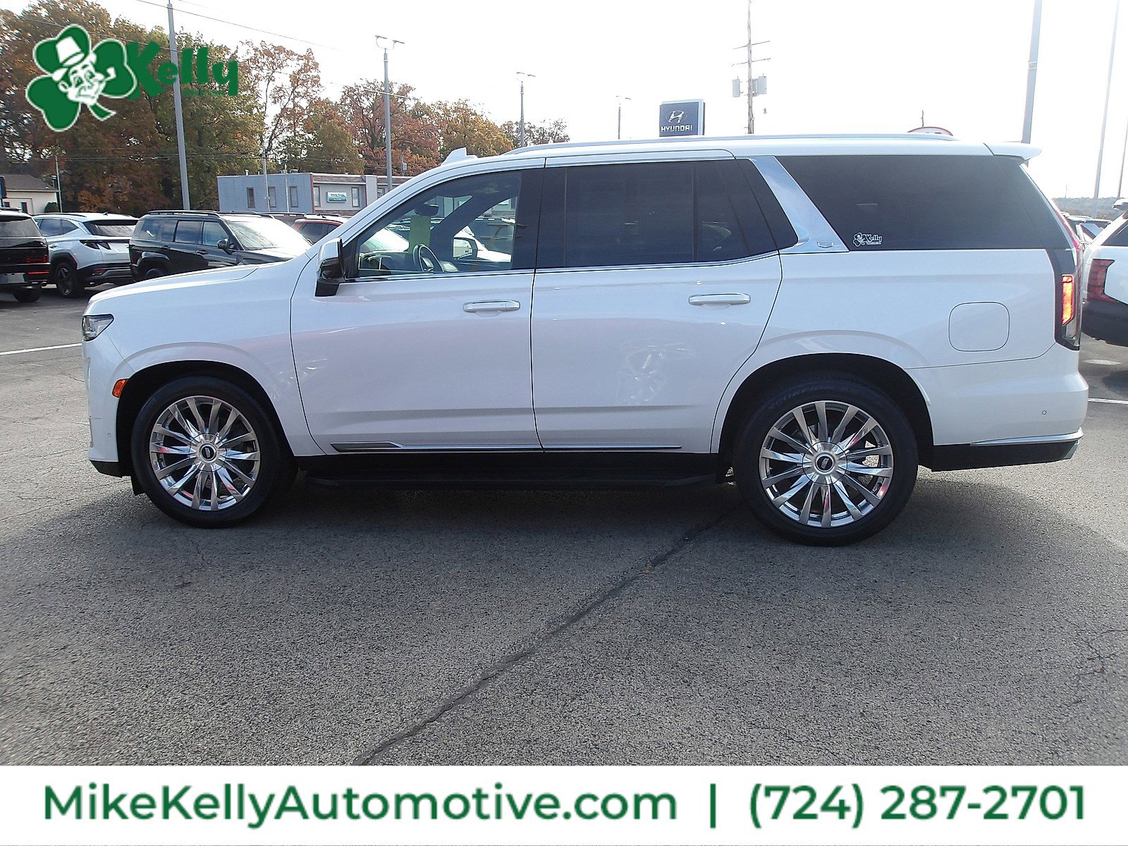 Used 2021 Cadillac Escalade Premium Luxury w/ Driver Assist Tech Package image 4