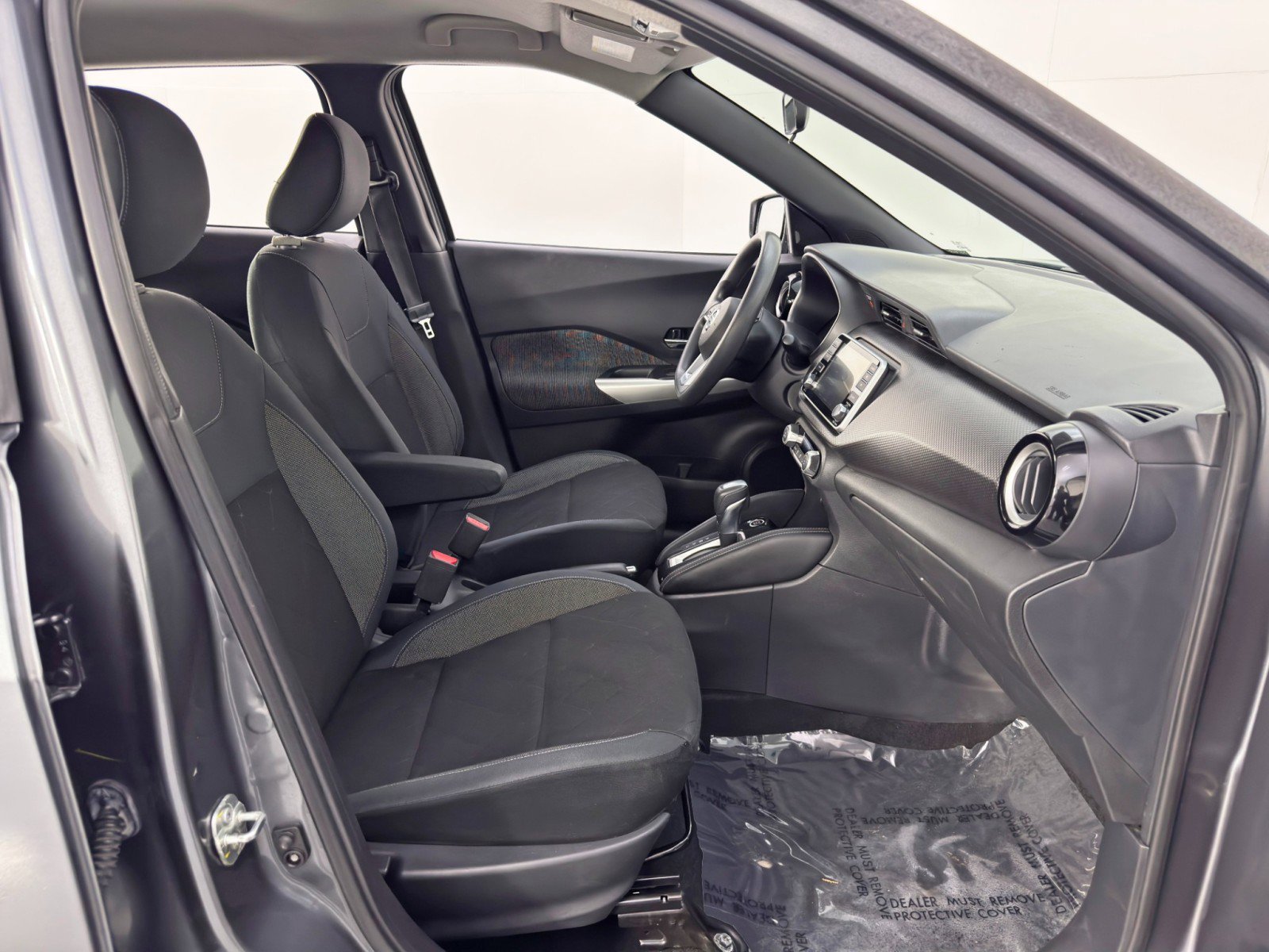 Used 2019 Nissan Kicks SV image 14