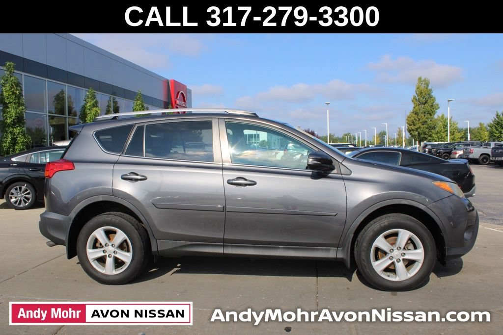 Used 2014 Toyota RAV4 XLE AWD/4WD image 6