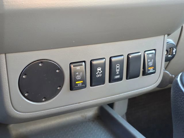 Used 2020 Nissan Frontier SV image 28