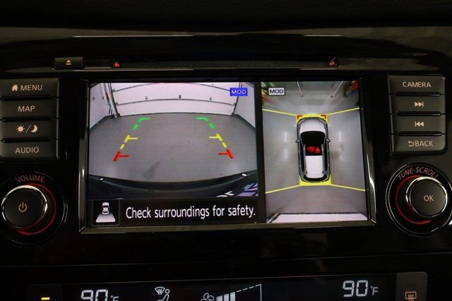 Used 2020 Nissan Rogue SL w/ Premium Package image 24