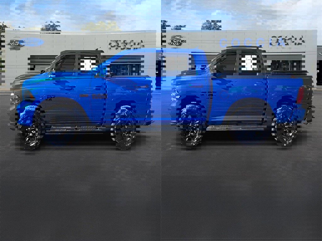 Used 2018 RAM 1500 Sport w/ Hydro Blue Sport Package image 7