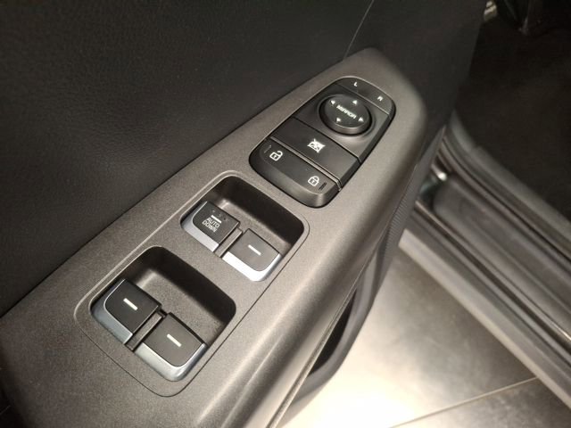 Used 2019 Kia Sportage LX image 13