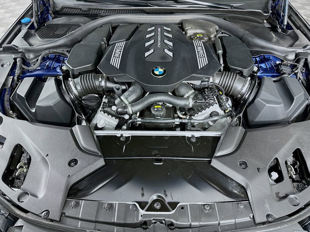 Certified 2023 BMW M550i xDrive w/ Executive Package image 39