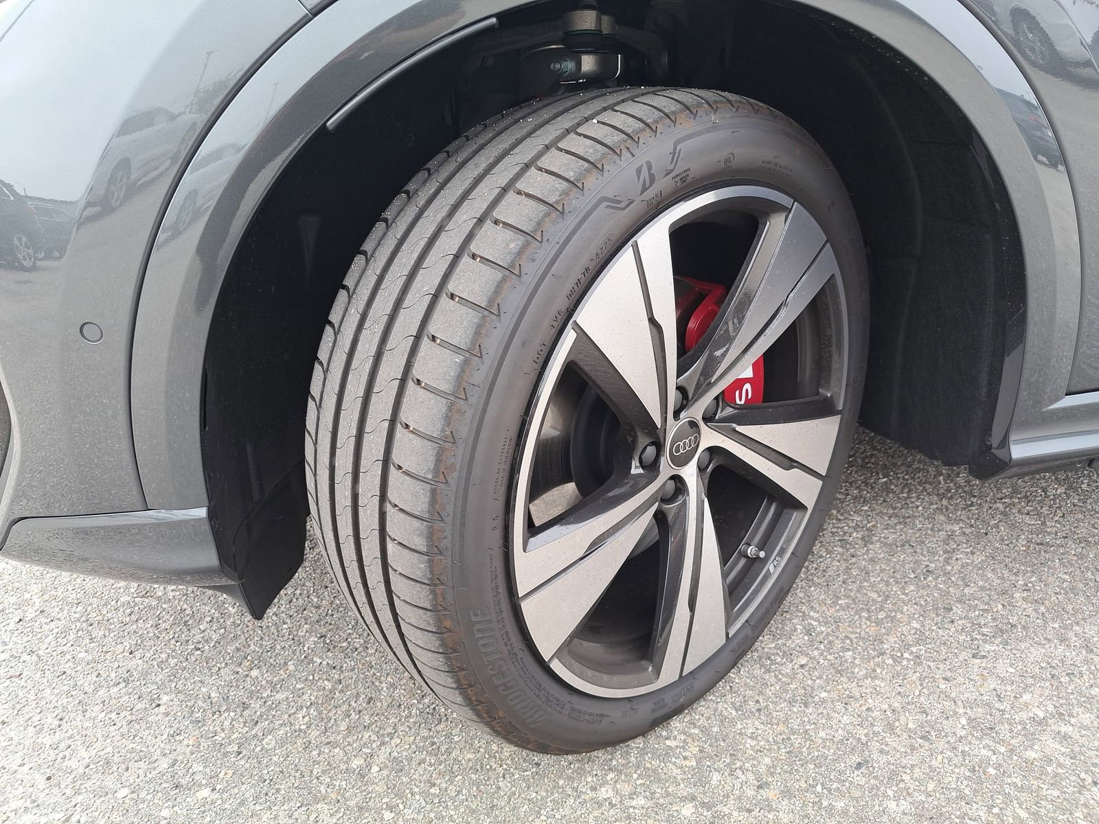 New 2025 Audi SQ5 Premium Plus AWD/4WD image 36