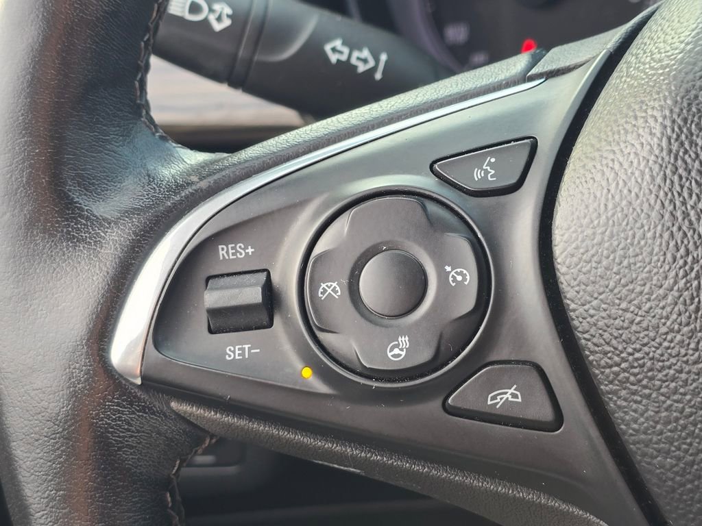 Used 2020 Buick Envision Essence image 25