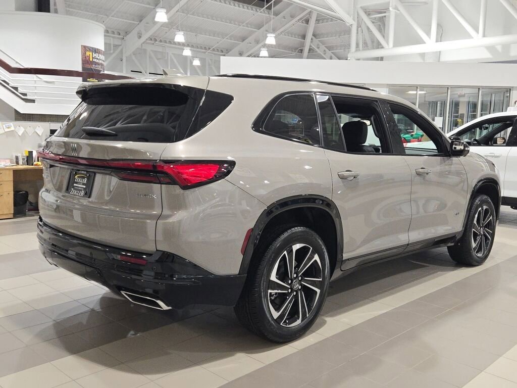 New 2026 Buick Enclave Sport Touring w/ LPO, Floor Liner Package image 13