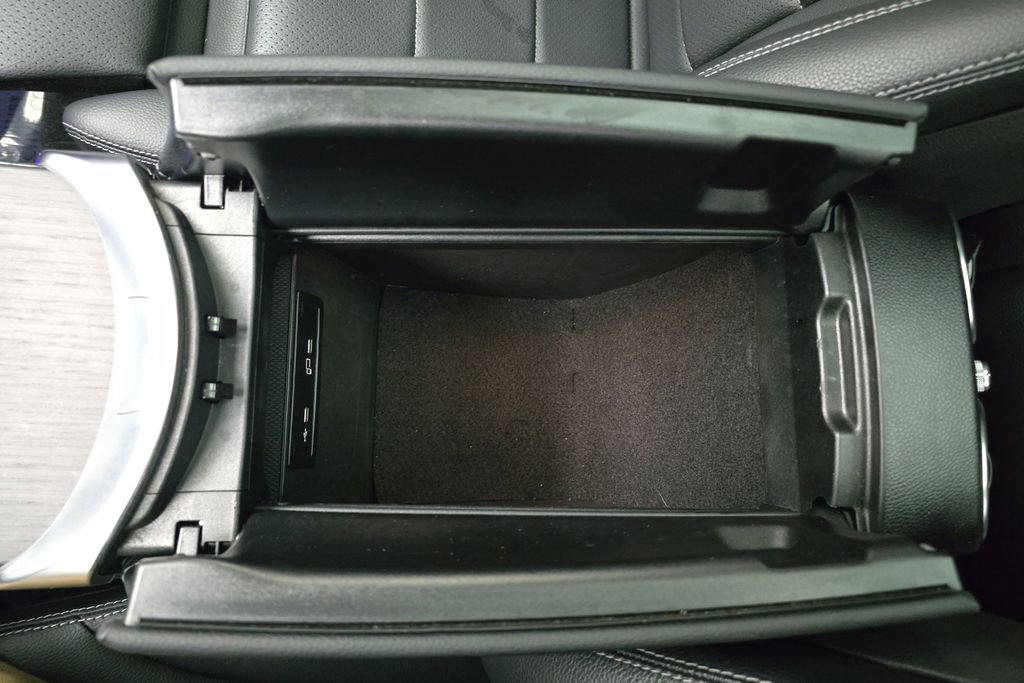 Used 2022 Mercedes-Benz GLC 300 4MATIC image 22