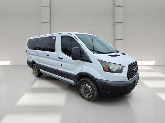 Used 2017 Ford Transit 150 XL RWD image 3