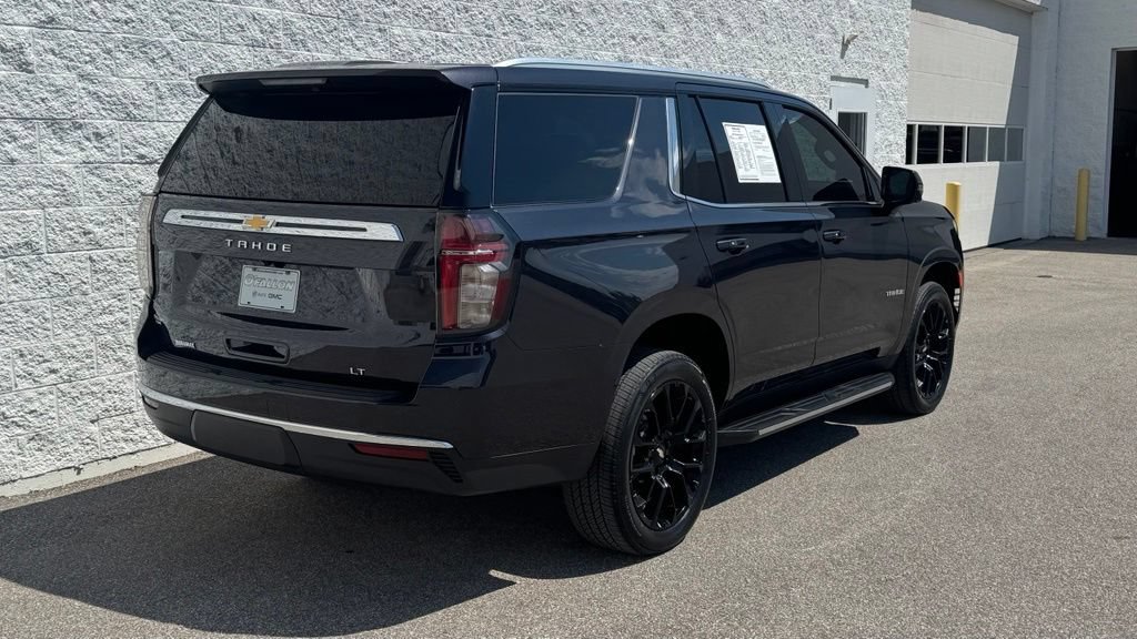 Used 2022 Chevrolet Tahoe LT w/ Luxury Package AWD/4WD image 3