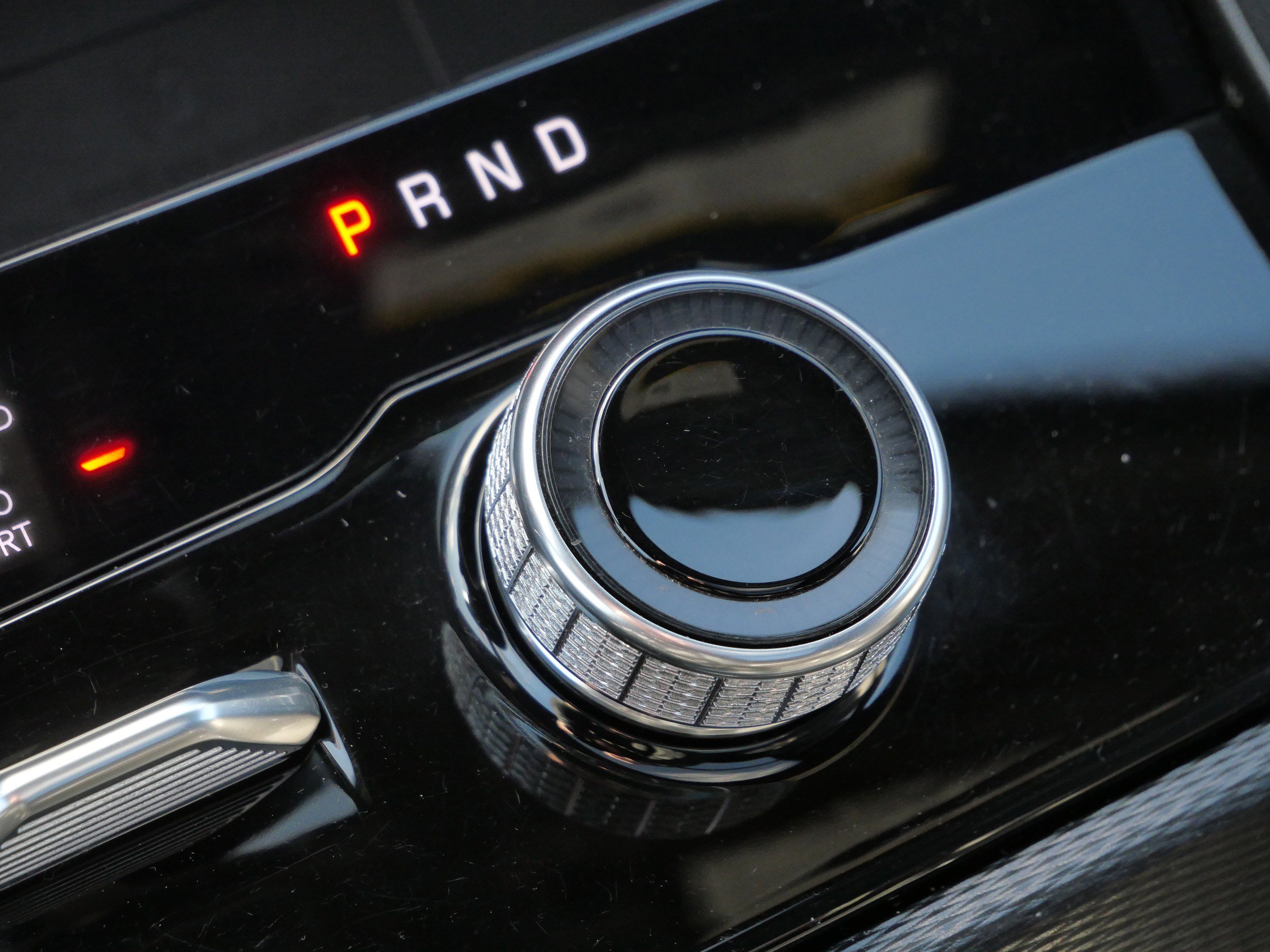 Used 2024 Jeep Grand Cherokee L Limited w/ Luxury Tech Group II image 26