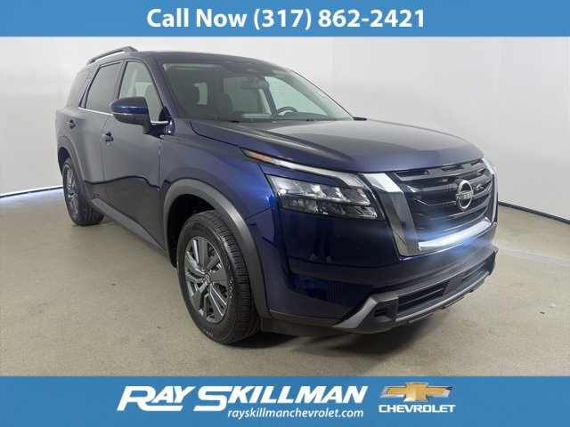 Used 2024 Nissan Pathfinder SV