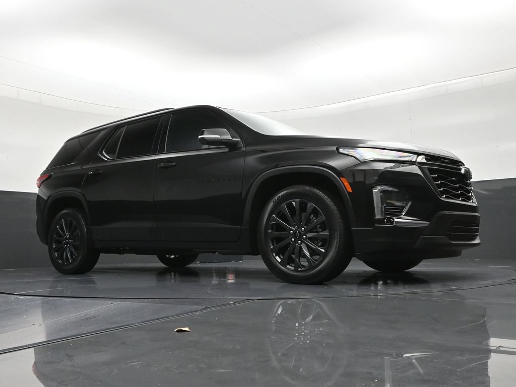 Used 2022 Chevrolet Traverse RS FWD image 26