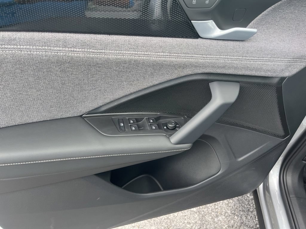 New 2026 Volkswagen Tiguan S AWD/4WD image 17