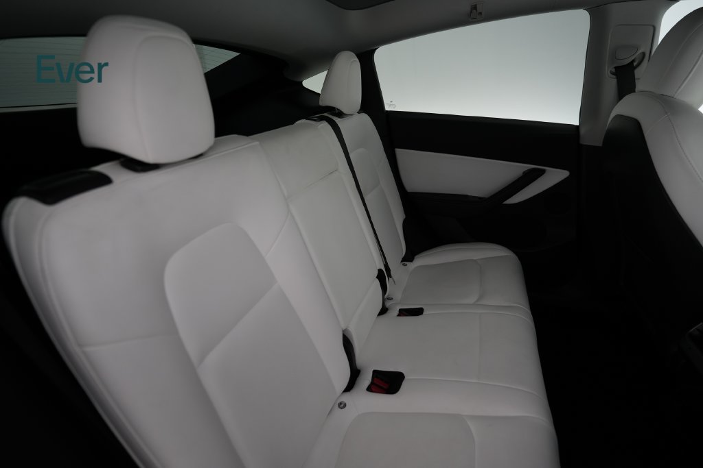 Used 2020 Tesla Model Y Performance AWD/4WD image 5