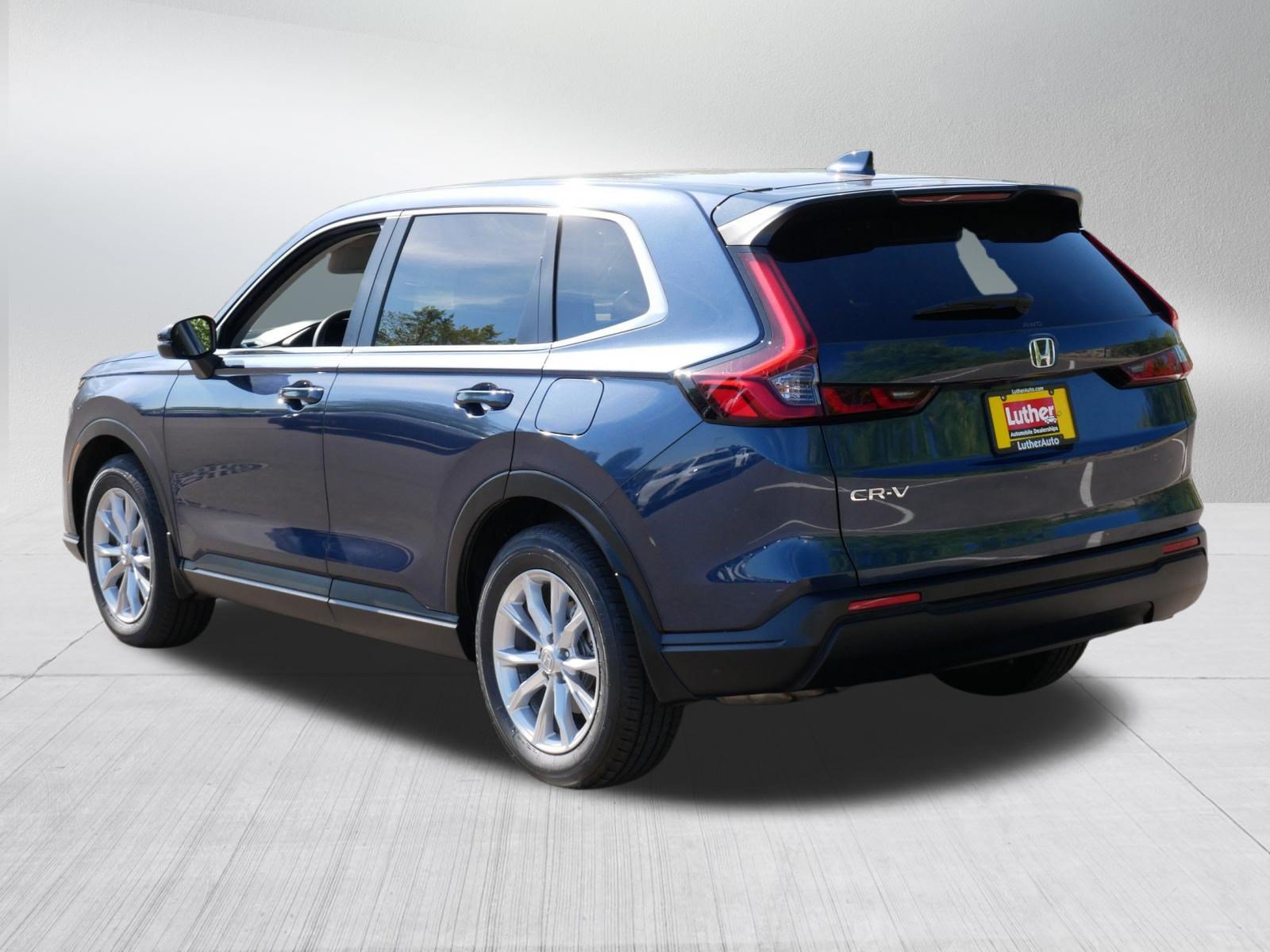 Used 2024 Honda CR-V EX image 5