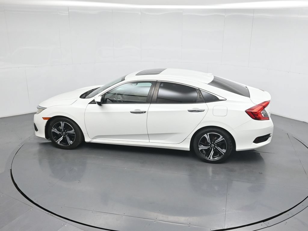 Used 2016 Honda Civic Touring image 39