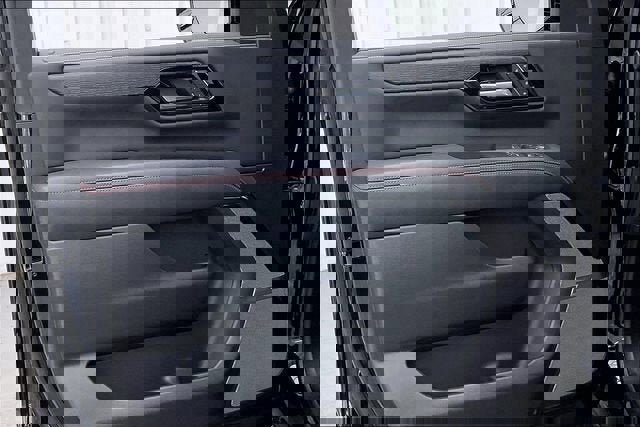 Certified 2025 GMC Yukon XL AT4 Ultimate image 21