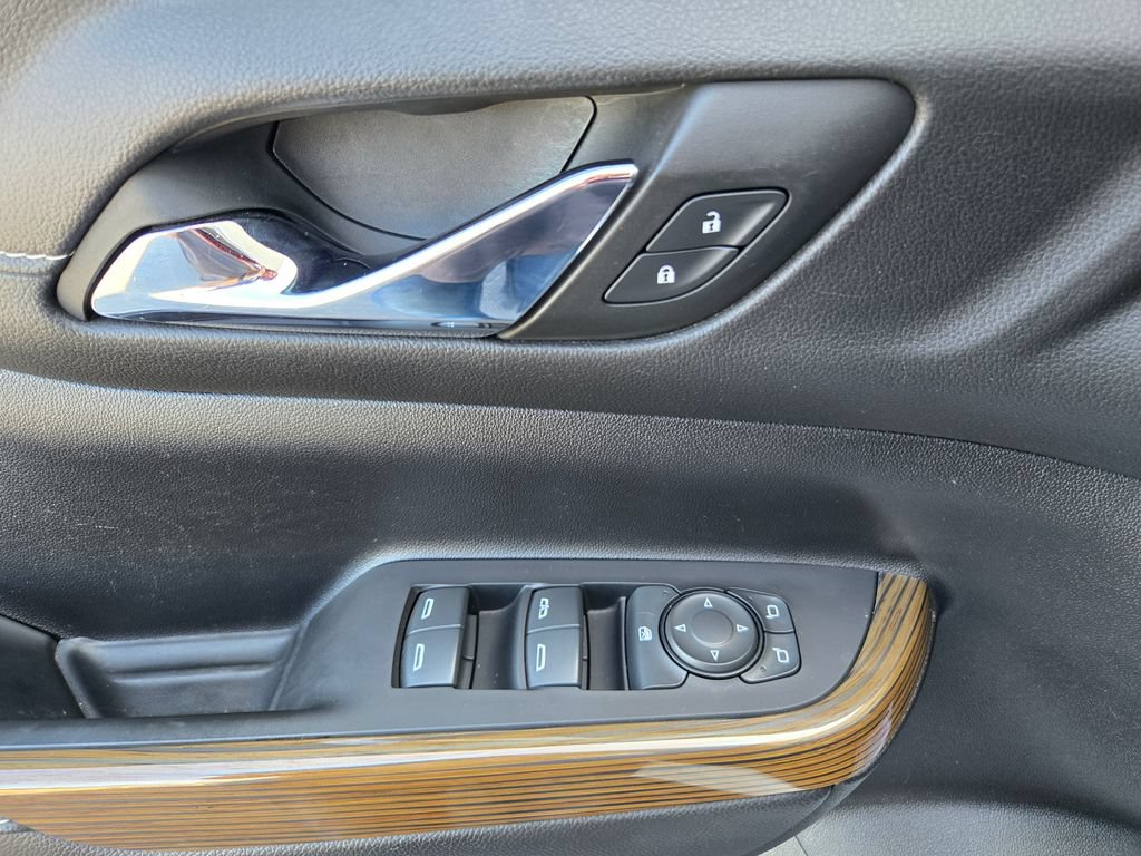 Used 2023 GMC Acadia SLE FWD image 12