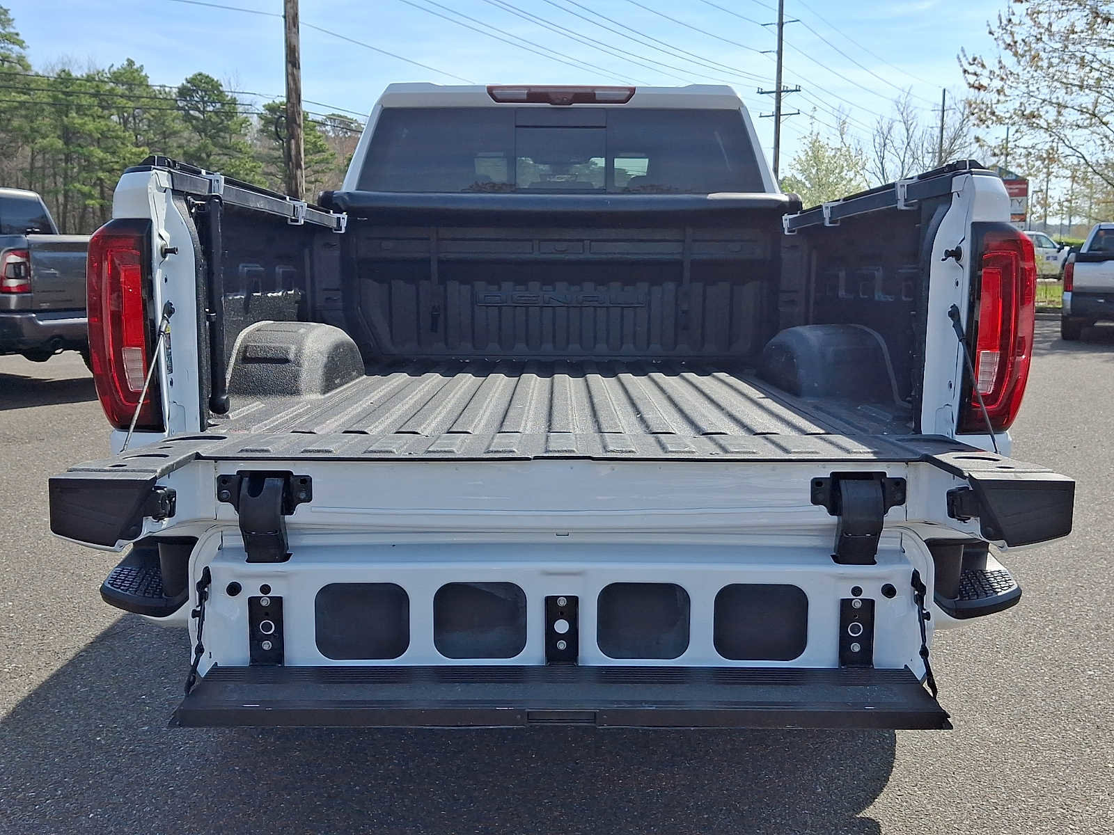 Used 2023 GMC Sierra 2500 Denali w/ Denali Ultimate Package image 35