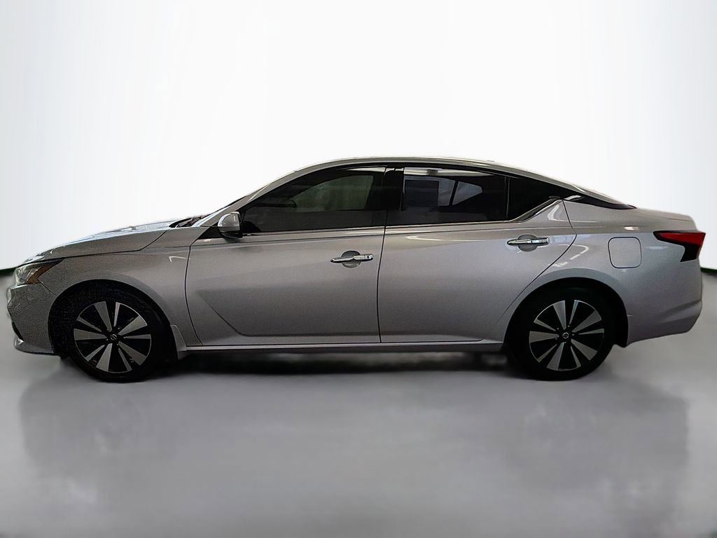 Used 2020 Nissan Altima 2.5 SV image 6