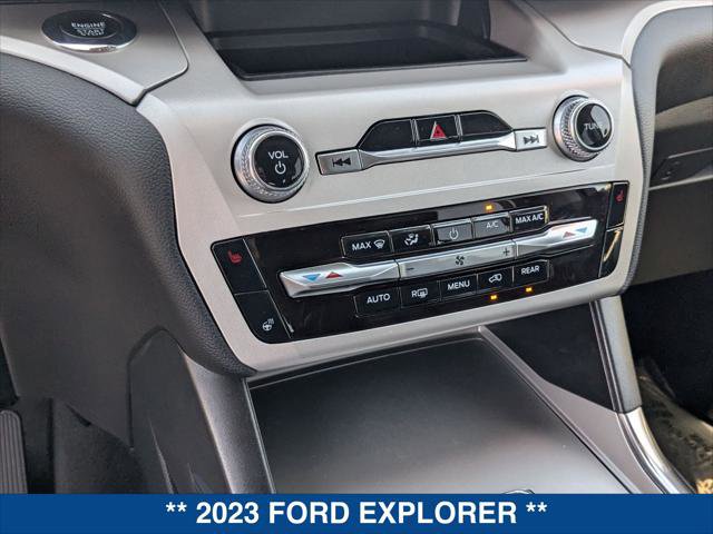 Certified 2023 Ford Explorer XLT w/ Equipment Group 202A image 17