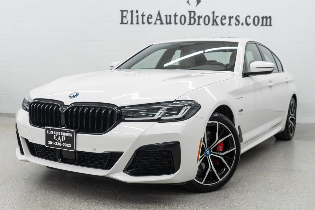 Used 2023 BMW 530e xDrive w/ M Sport Package AWD/4WD image 61