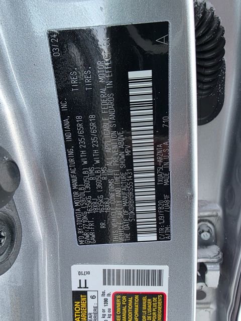 Used 2024 Toyota Highlander LE image 21