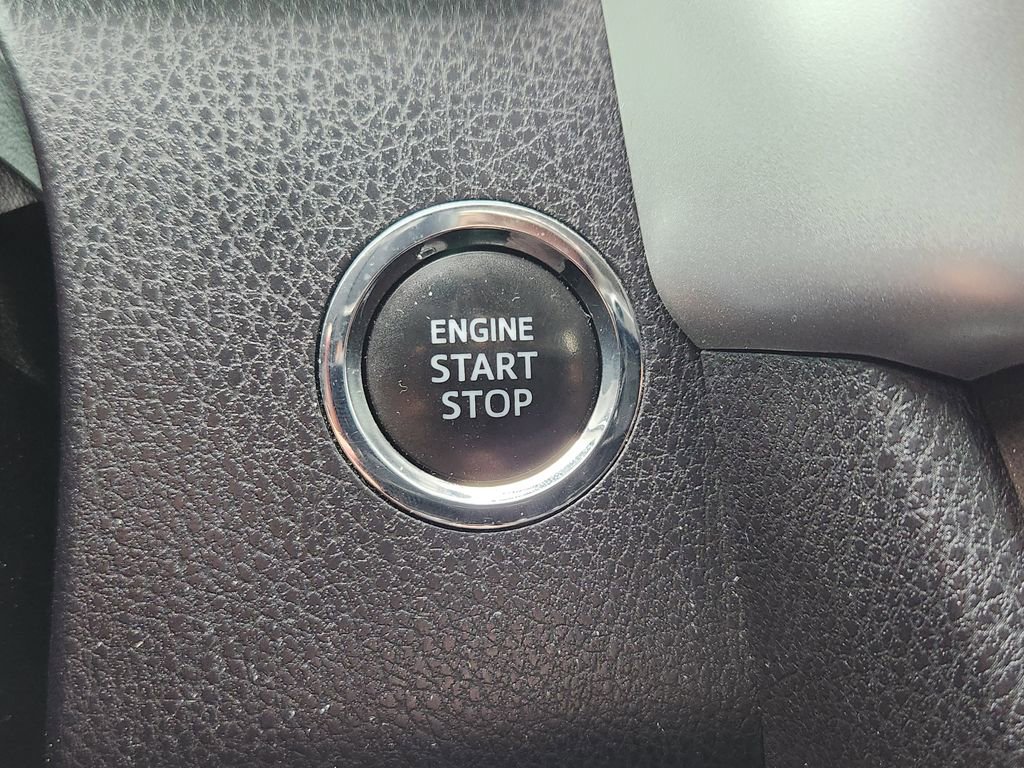 Used 2018 Toyota Highlander XLE image 20