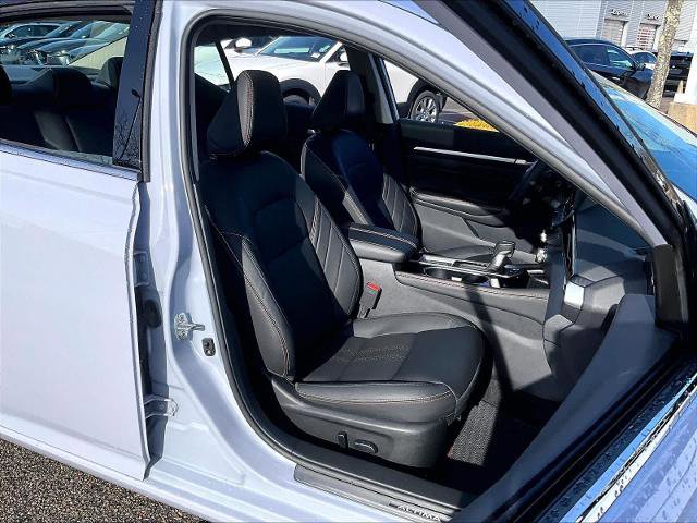 Certified 2024 Nissan Altima 2.0 SR image 11