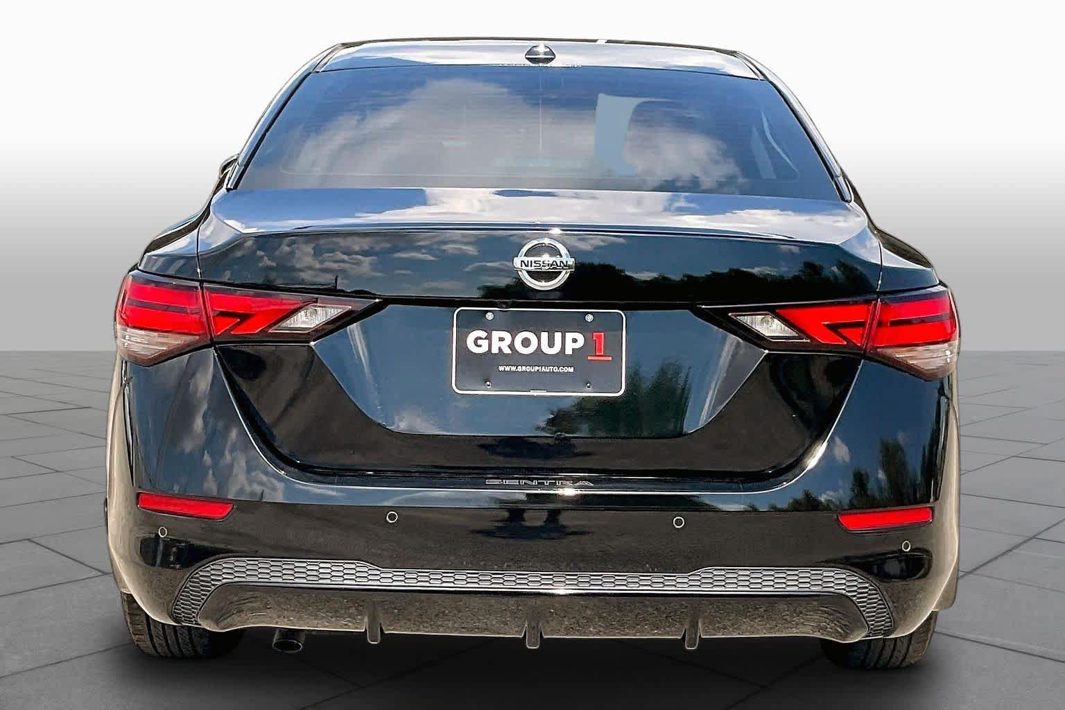 Used 2021 Nissan Sentra SV FWD image 5