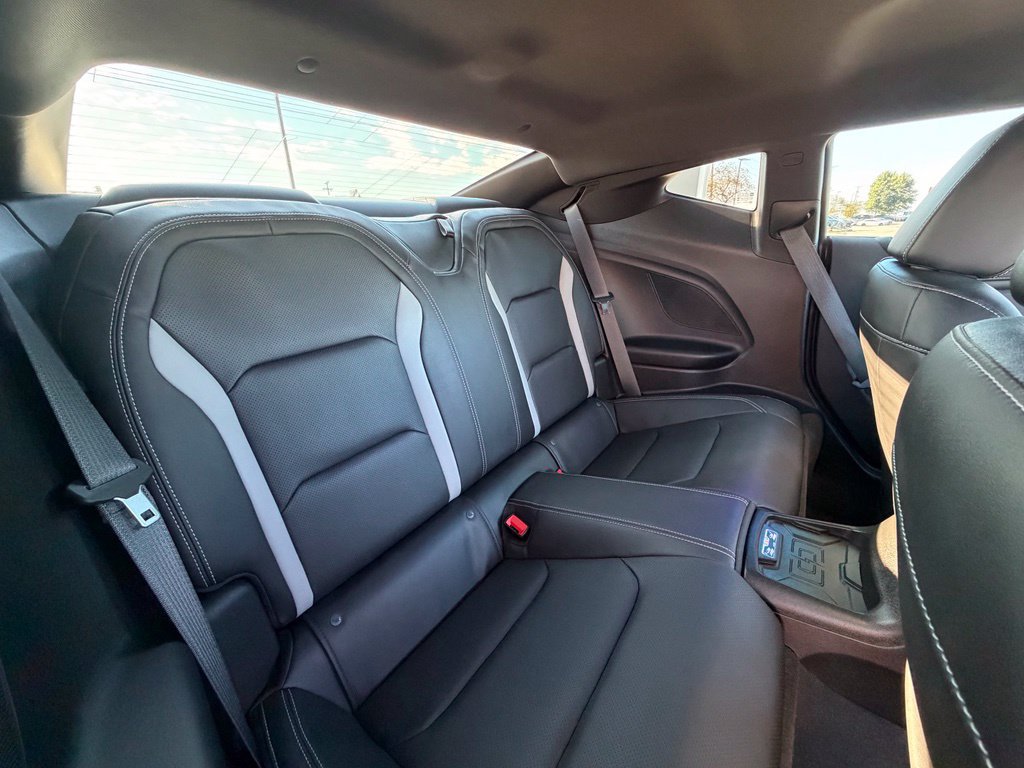 Used 2023 Chevrolet Camaro SS RWD image 27