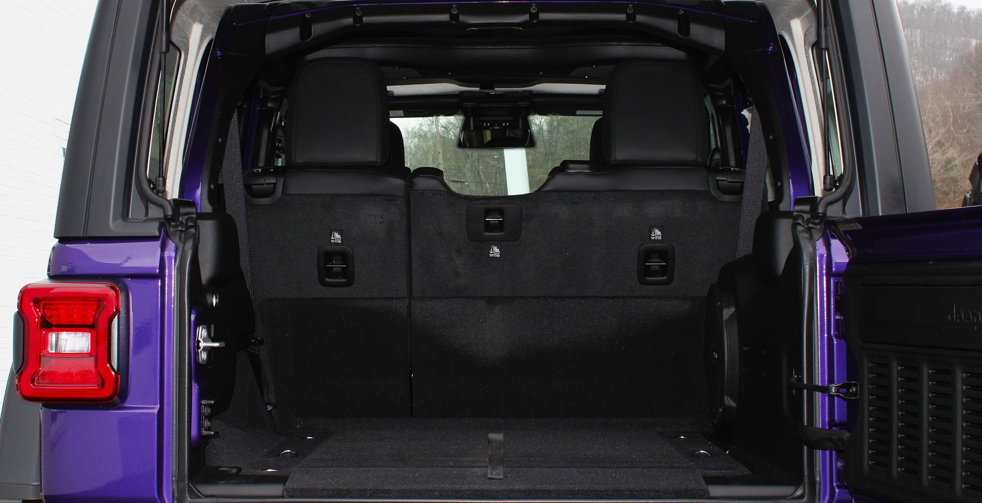 New 2026 Jeep Wrangler Unlimited Rubicon w/ Dual Top Group image 13
