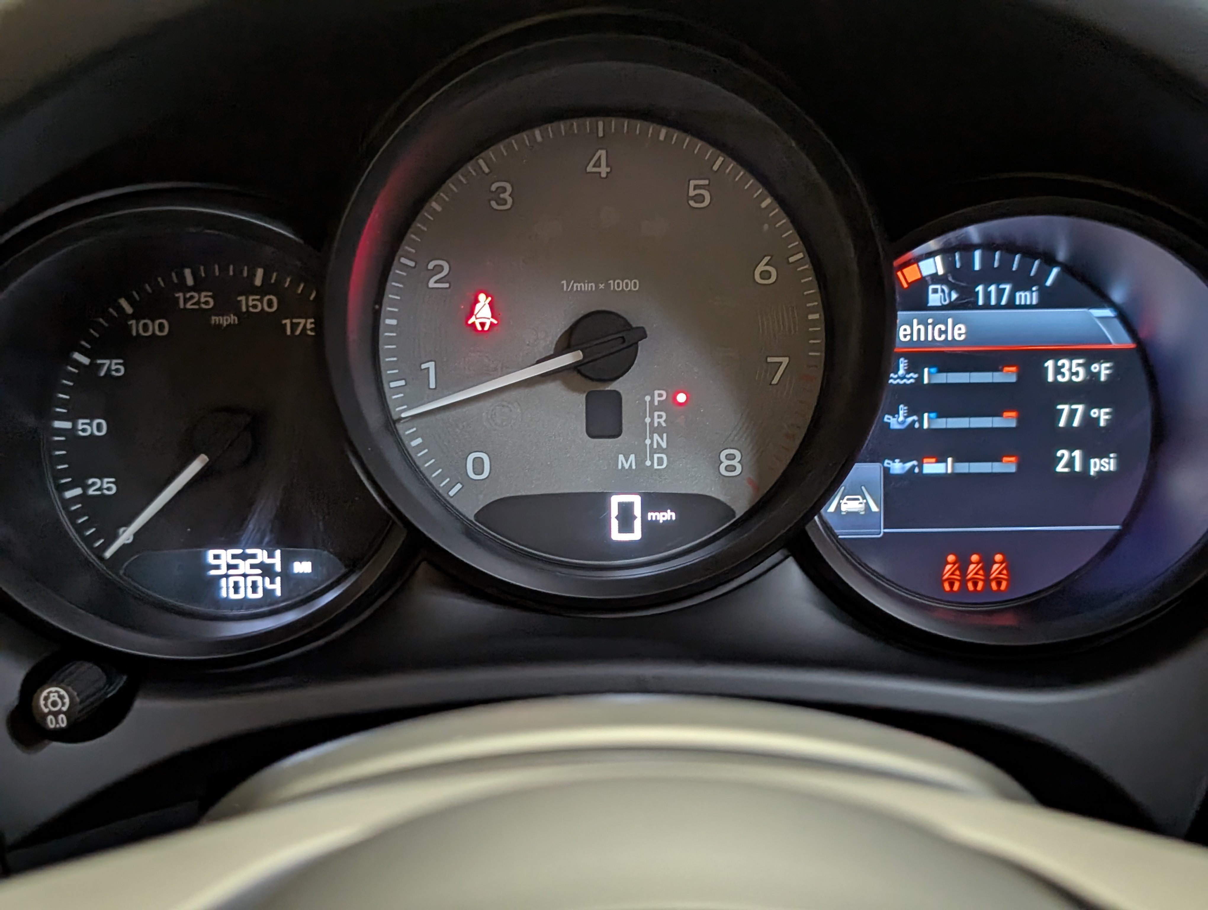 Certified 2025 Porsche Macan S AWD/4WD image 30