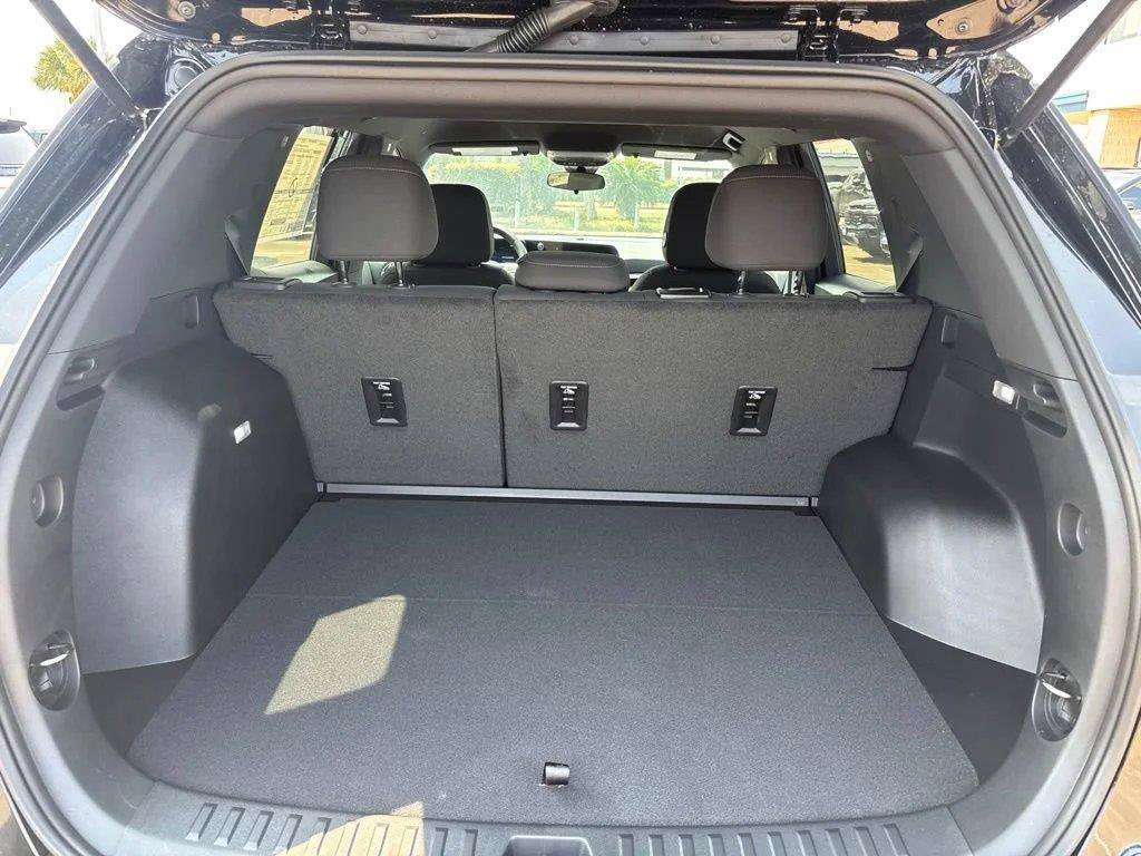 New 2026 Chevrolet Equinox LT FWD image 12