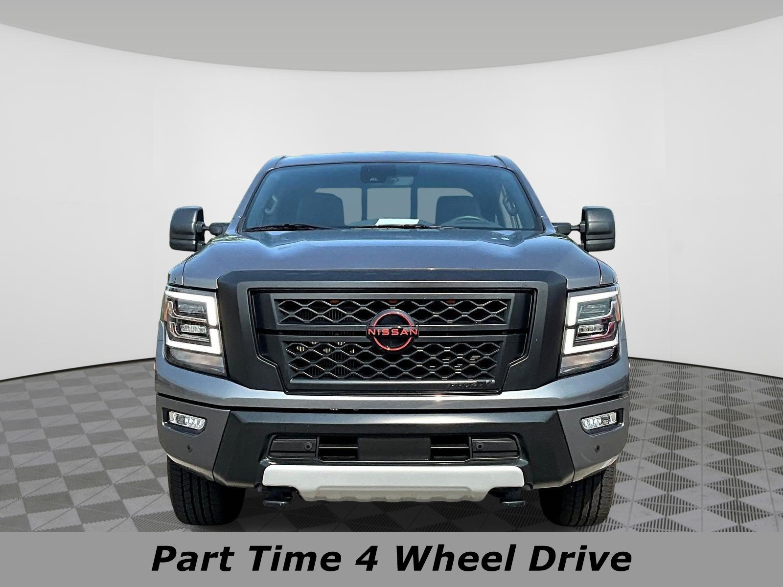 Certified 2024 Nissan Titan PRO-4X AWD/4WD image 2