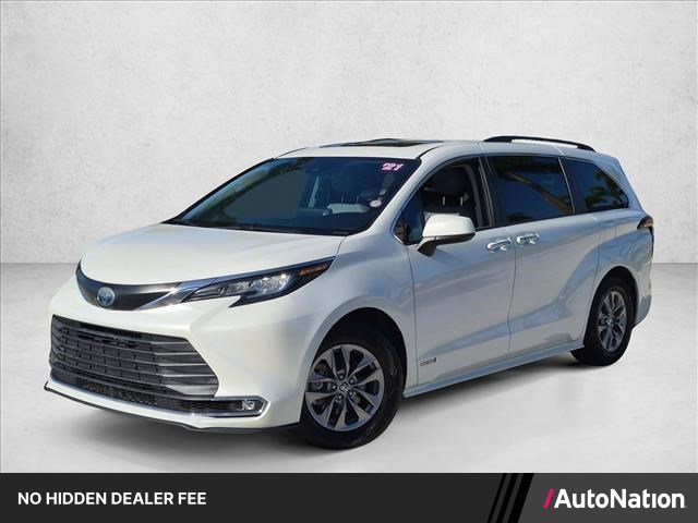Used 2021 Toyota Sienna XLE FWD video 1
