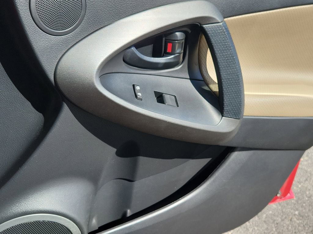 Used 2010 Toyota RAV4 Limited image 13