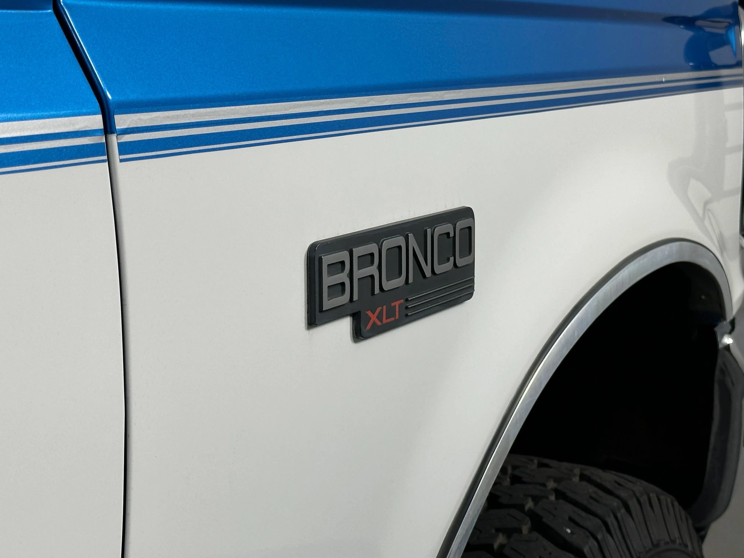 Used 1994 Ford Bronco image 17